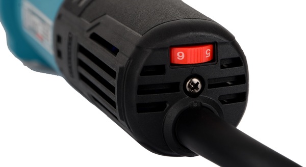 Угловая шлифовальная машина с регулировкой оборотов TOTAL TG109125565 угловая, 900Вт, 125мм, 5000-11000об/мин. — фото 3